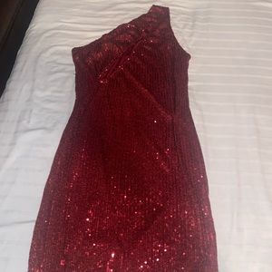 Wine Sequenced Side shoulder Mini dress